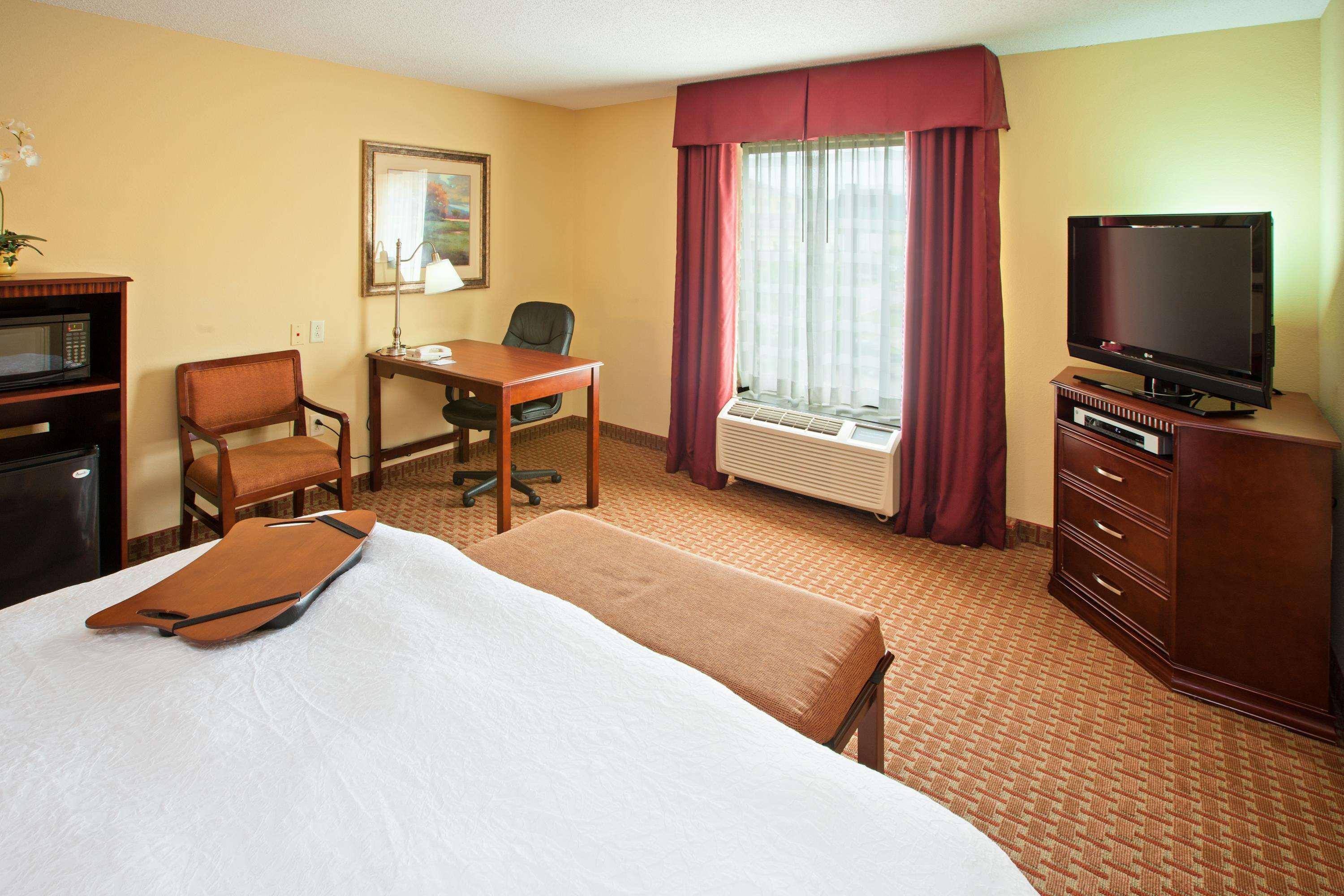 Hampton Inn Chattanooga-North Room photo