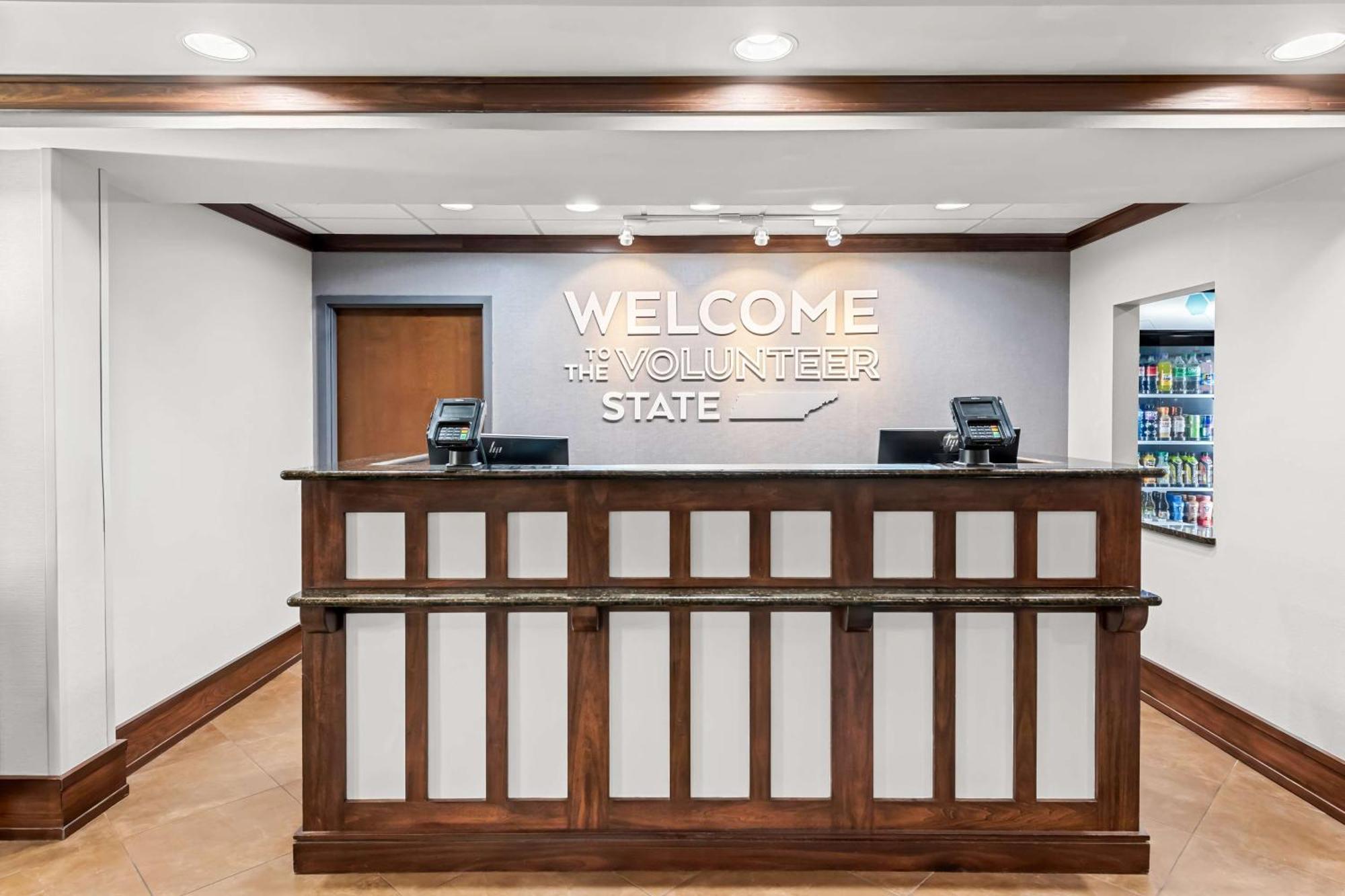 Hampton Inn Chattanooga-North Exterior photo